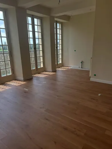 Parquet chêne massif huilé en pose collée — photo 1