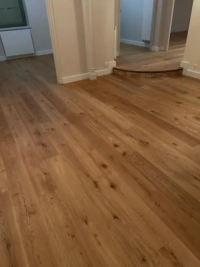 Parquet contrecollé chêne collé sur le support — photo 3