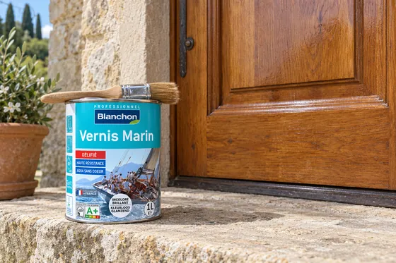 Vernis marin 1l — mise en situation